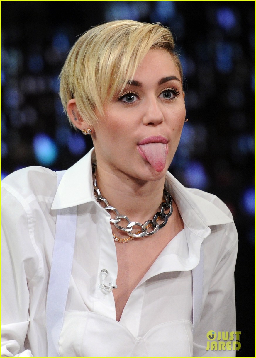 miley cyrus acoustic we cant stop with jimmy fallon 072968839