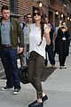 selena gomez arrives for late show appearance 11