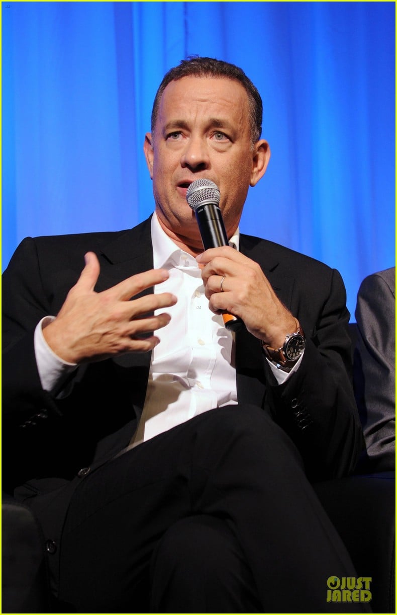 tom hanks we filmed close enough to see each others pores 072968176