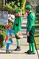 alyson hannigan family leprechaun halloween costume 2013 05