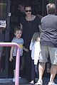 angelina jolie shops in queensland with the twins 13