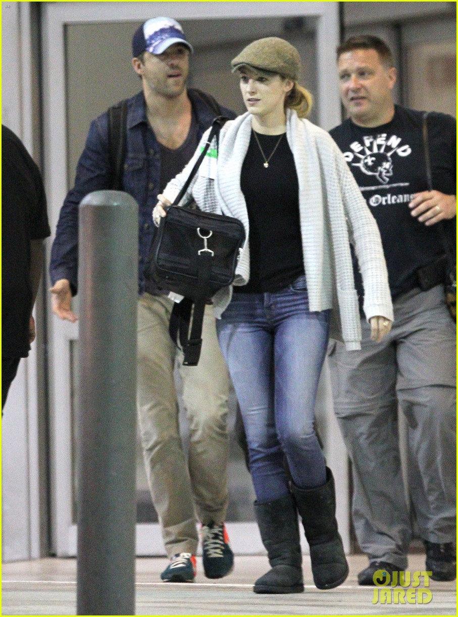 blake lively ryan reynolds touch down in new orleans 172971736