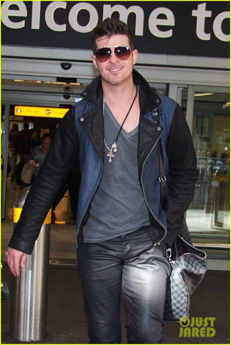 robin thicke london night out with paula patton 092976375
