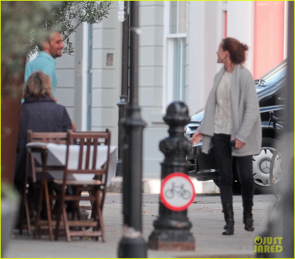 emma watson meets up with mystery man for dinner in london 16