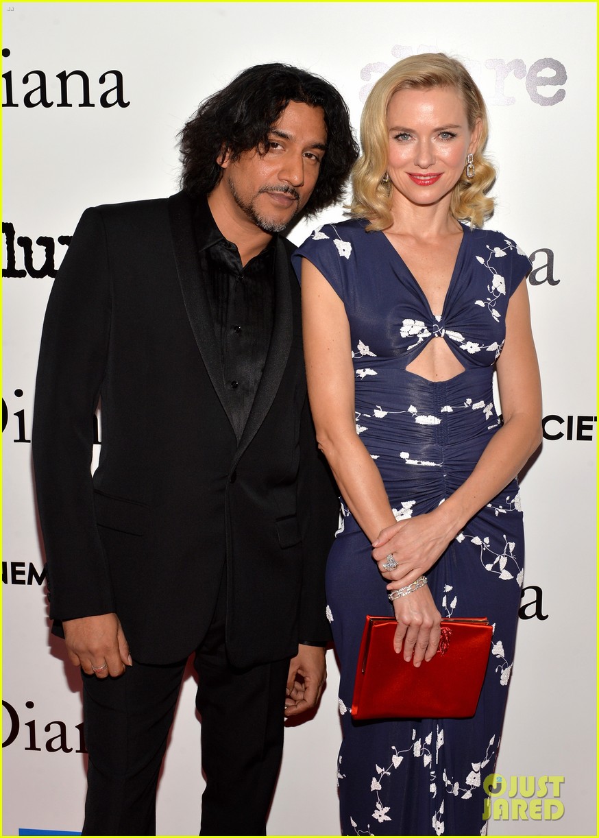 naomi watts diana nyc premiere with naveen andrews 082983110