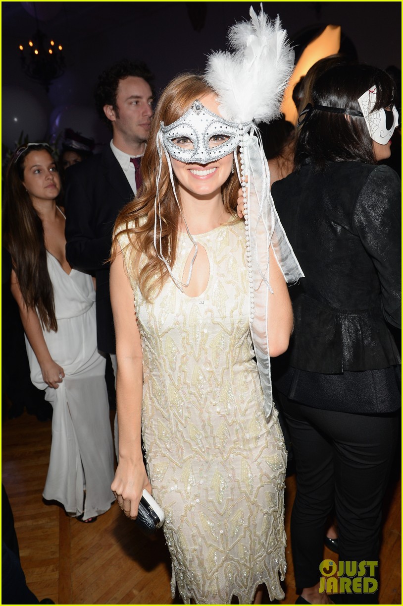 Olivia Wilde & Ahna O’Reilly: UNICEF’s Masquerade Ball 2013: Photo 