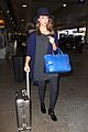 jessica alba flies home for the holiday 10