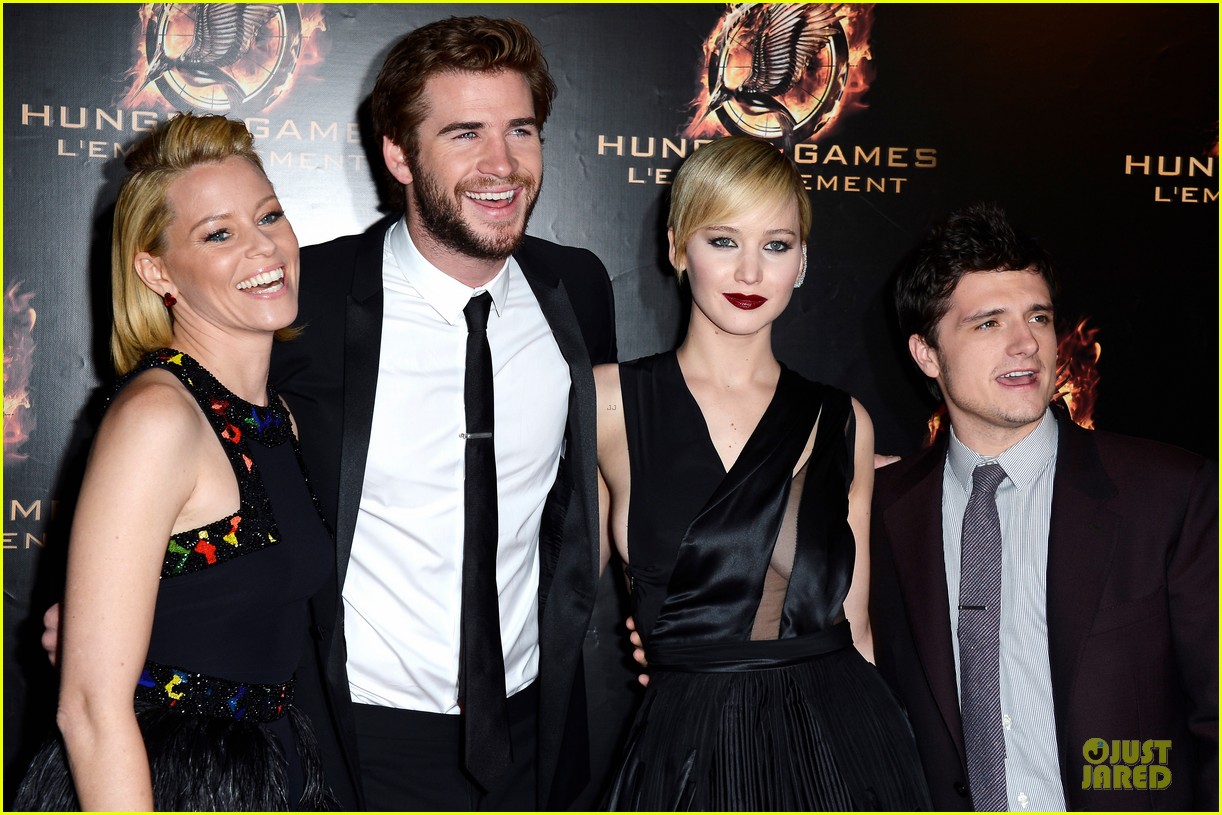 elizabeth banks really important catching fire questions exclusive 072993544