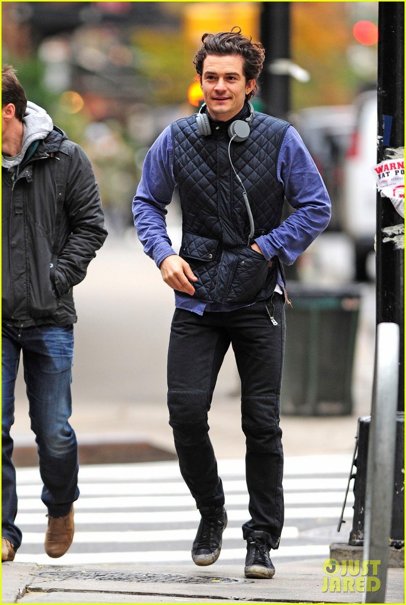 orlando bloom braves chilly weather after nyc first snow 052991254