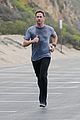 gerard butler works up a sweat for morning run 09