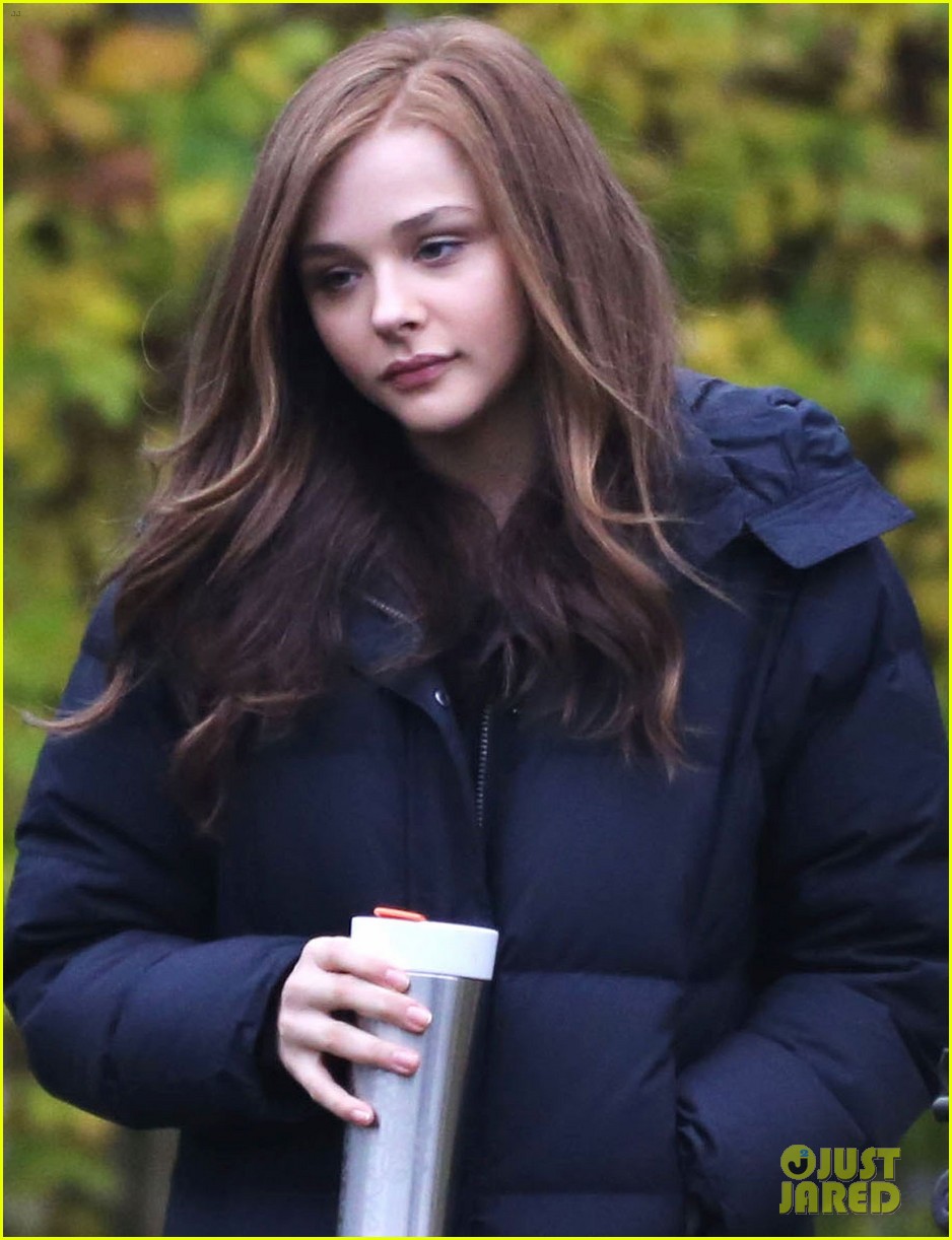 chloe moretz early morning filming for if i stay 062988125