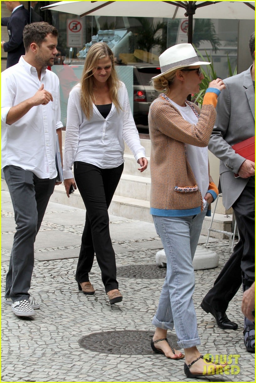 diane kruger joshua jackson lunch with pals in rio 17