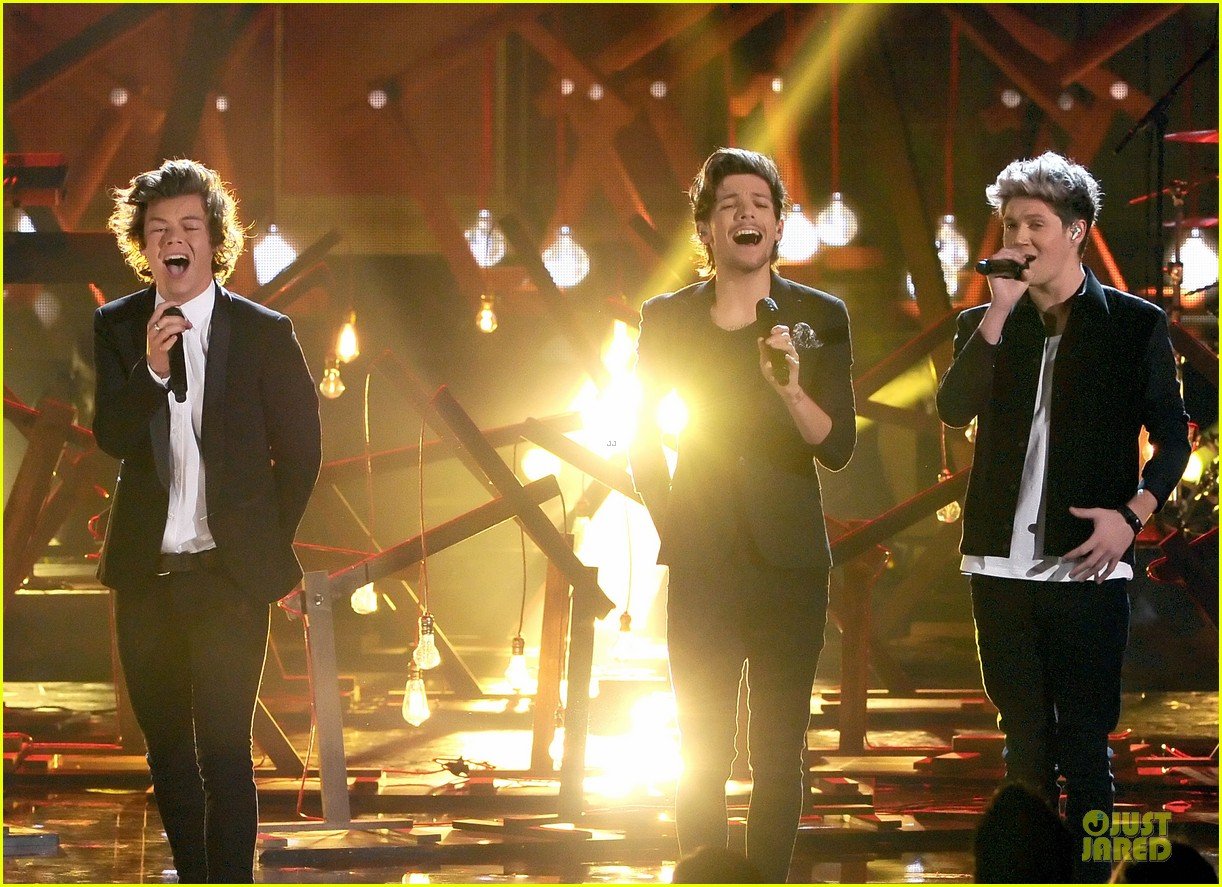 one direction story of my life amas 2013 performance video 032999468