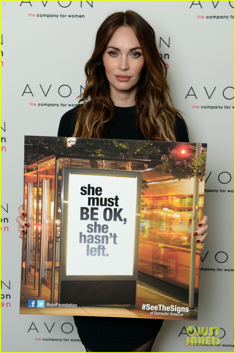 Megan Fox & Brian Austin Green Avon's SeeTheSigns Launch Photo