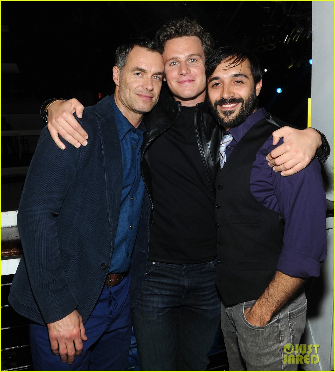 jonathan groff out100awards with looking castmates 06