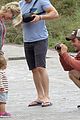 chris hemsworth pregnant elsa pataky spend time with india 01