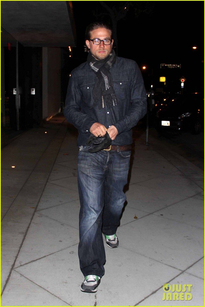 charlie hunnam does double denim for tuesday night out 05