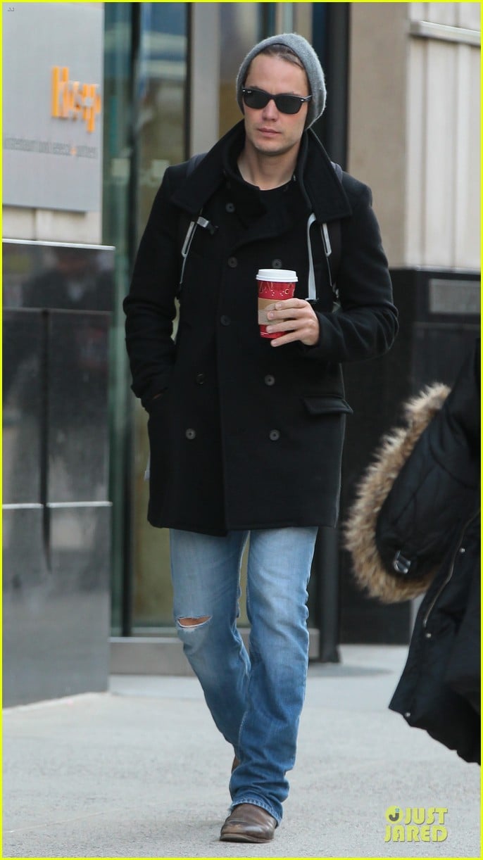 taylor kitsch wraps week with coffee 032993885