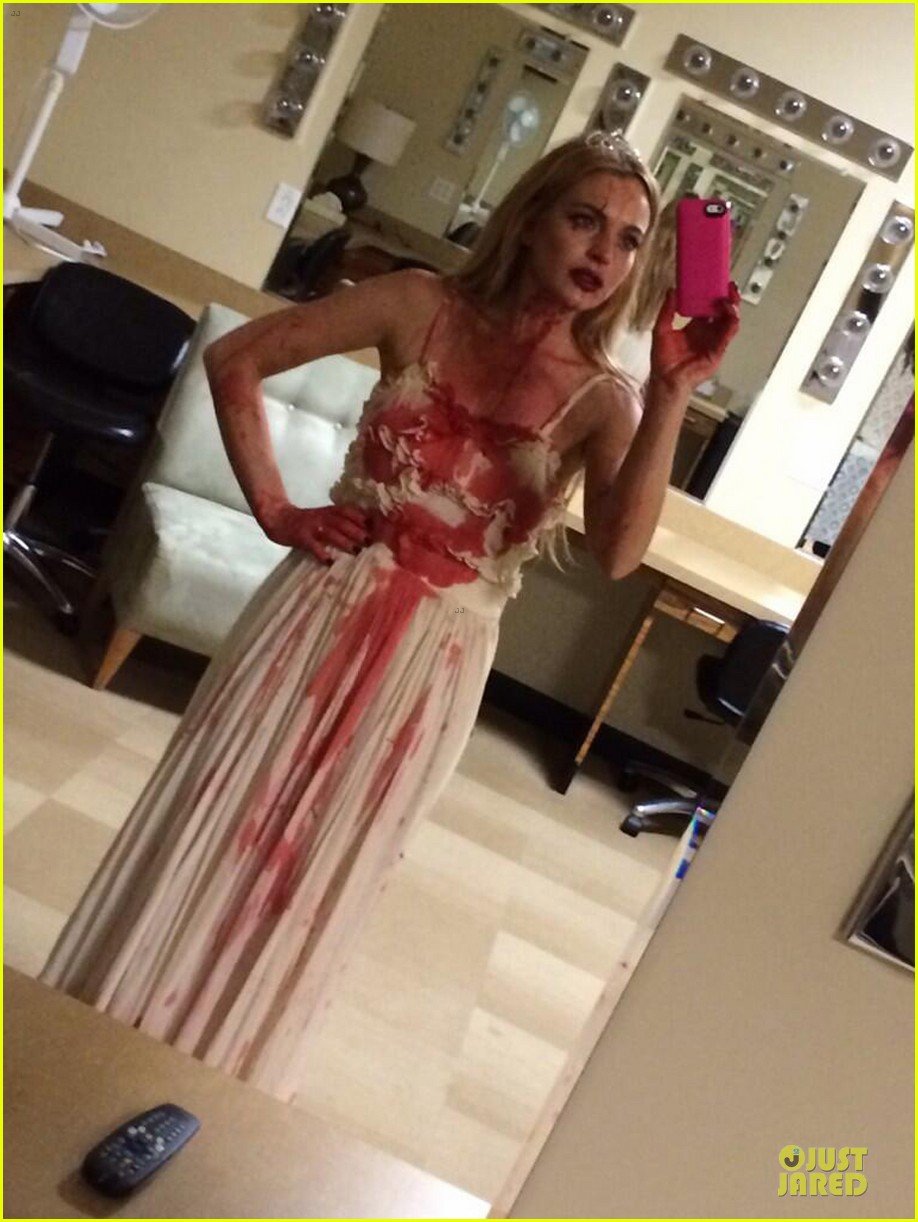 lindsay lohan channels carrie for halloween party 032984604