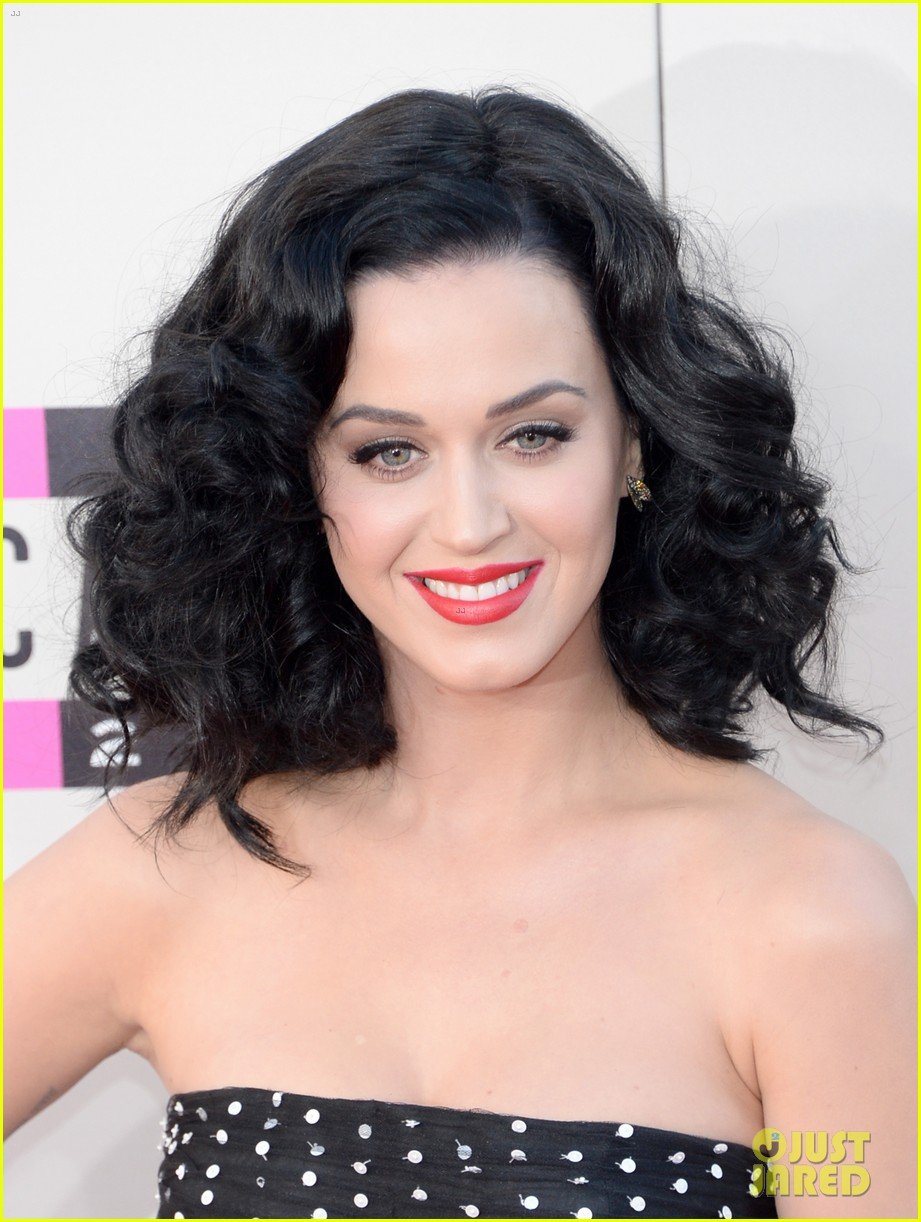katy perry amas 2013 red carpet 21