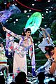 katy perry unconditionally performance at amas 2013 video 20