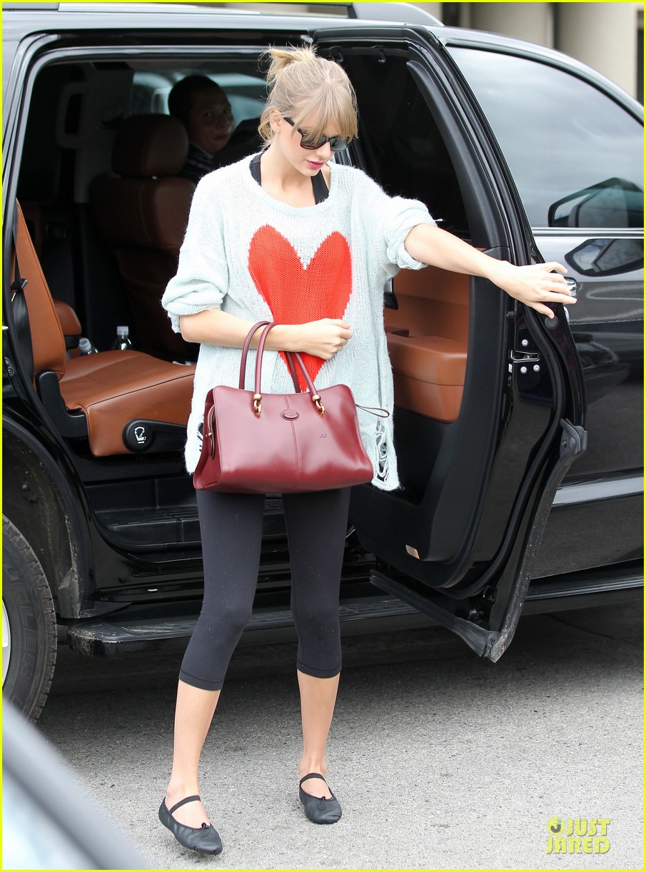 taylor swift does not know canadian pilot michael callan 032998155