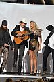 carrie underwood medley performance at cmas 2013 watch now 07