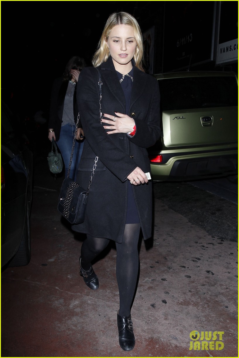 dianna agron supports glees amber riley at holiday concert 01