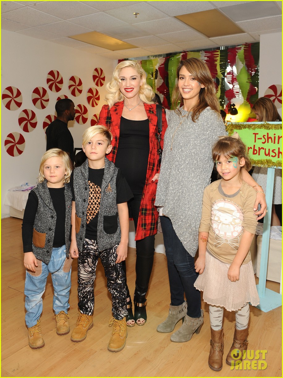 jessica alba gwen stefani baby2baby holiday party 033012298
