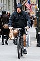 alec baldwin bikes in shorts in freezing new york city 01