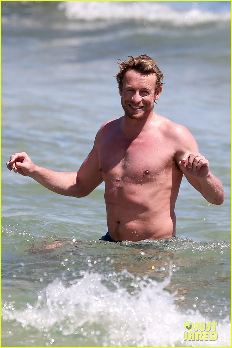 simon baker shirtless beach day with wife rebecca rigg 043012994