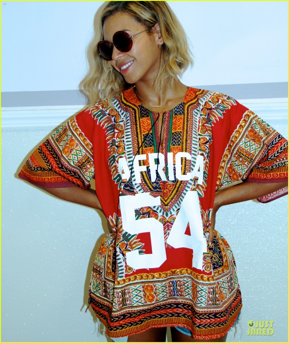 beyonce shares cute pic of herself with blue ivy on tumblr 02