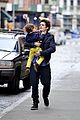 orlando bloom flynn play with toy swords in the big apple 07