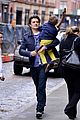 orlando bloom flynn play with toy swords in the big apple 10