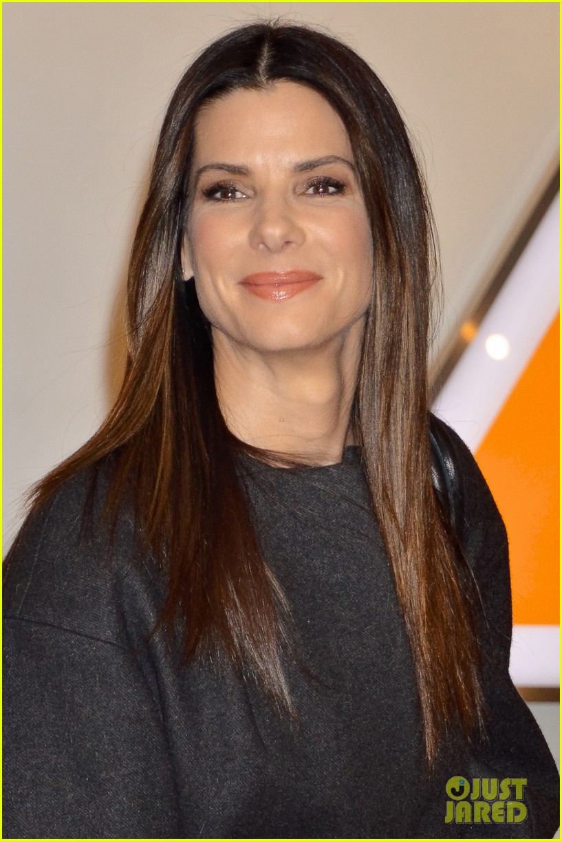 sandra bullock life filled with disastrous painful moments 043004283