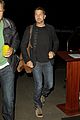 gerard butler catches flight out of lax 04
