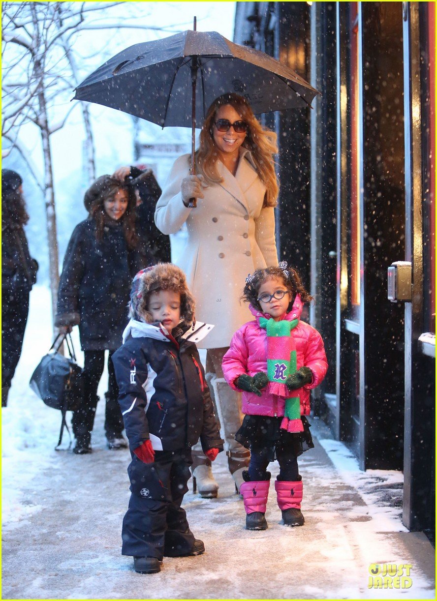 mariah carey snowy aspen shopping with the twins 123015621