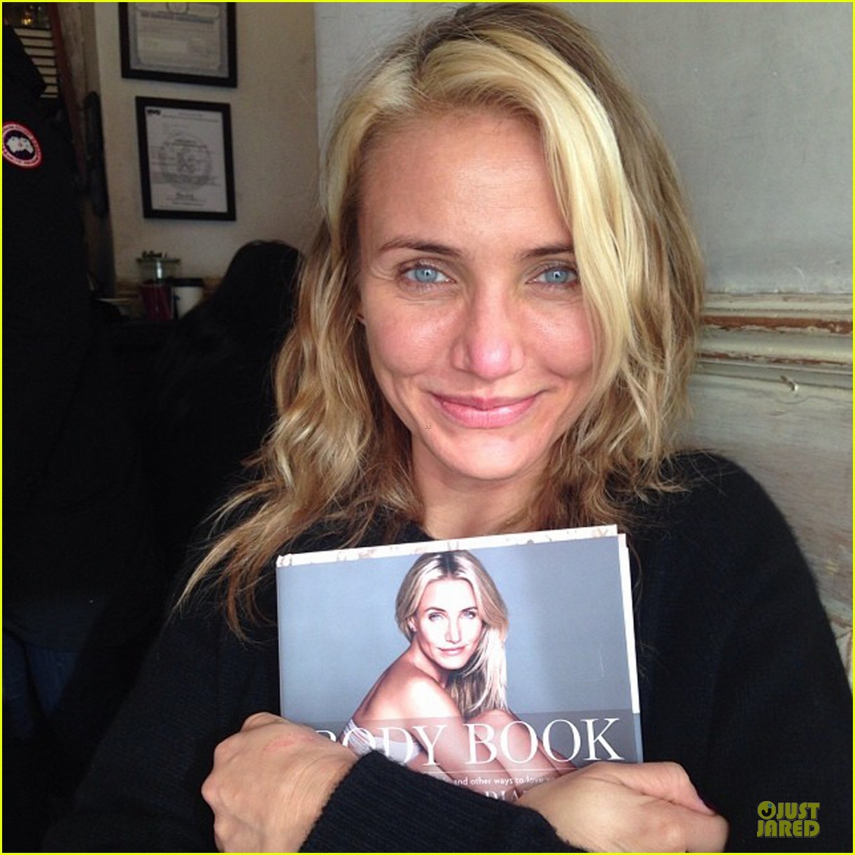 Cameron Diaz 'The Body Book' Available Now! Photo 3020329 Cameron