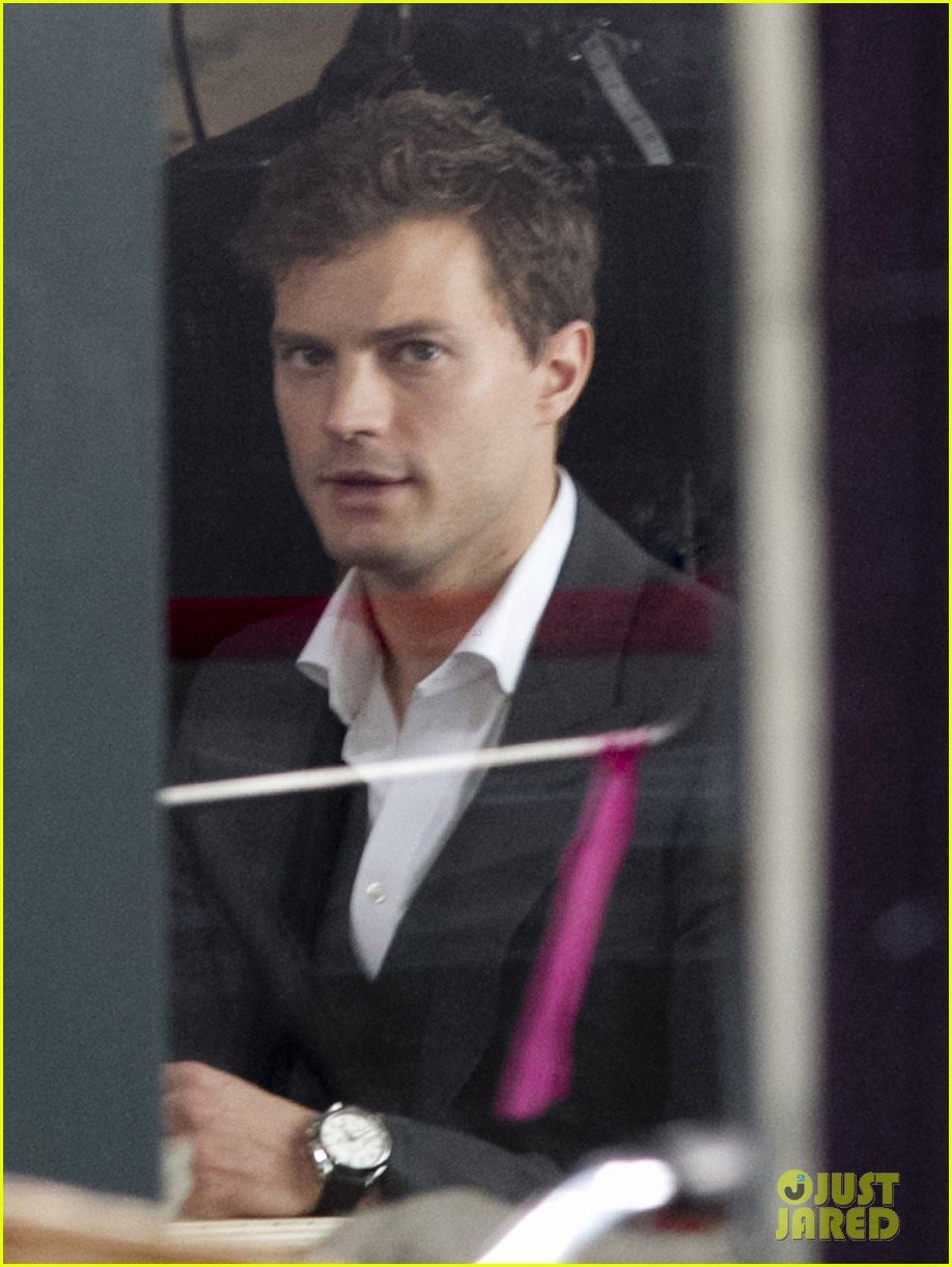 jamie dornan filming fifty shades of grey first photos on set 11