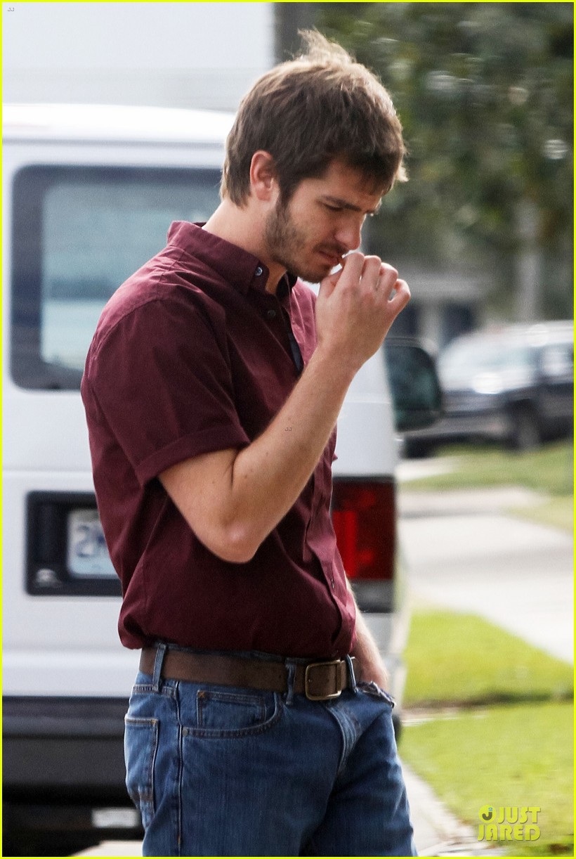 andrew garfield 99 homes set with michael shannon 20