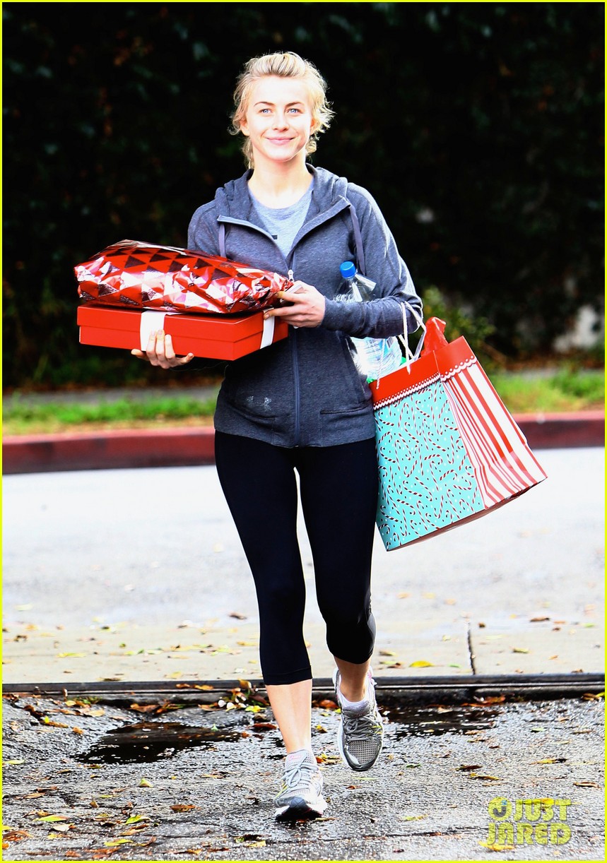 julianne hough is ready for christmas with armful of gifts 053015290