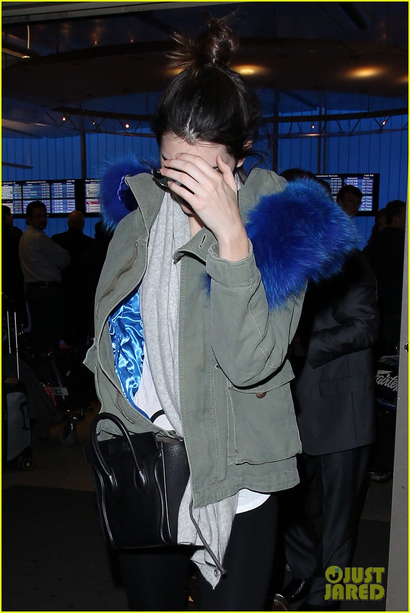 kendall jenner flies back home after weekend with harry styles 023012904