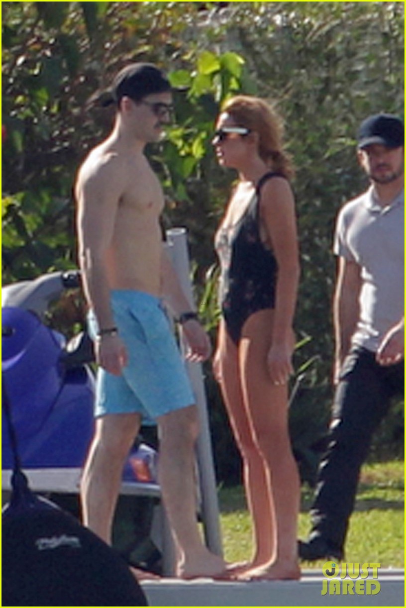 lindsay lohan chills out in her bathing suit in miami 10