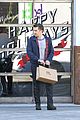 olivier martinez shops the post christmas sales with family 18