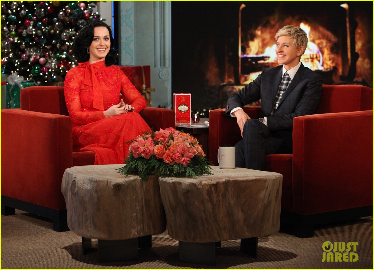 katy perry john mayer sit down for an interview on ellen 033015206