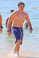prince jackson shirtless holiday vacation in hawaii 03