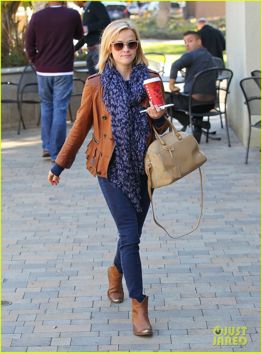reese witherspoon back on the road for the good lie 133005664