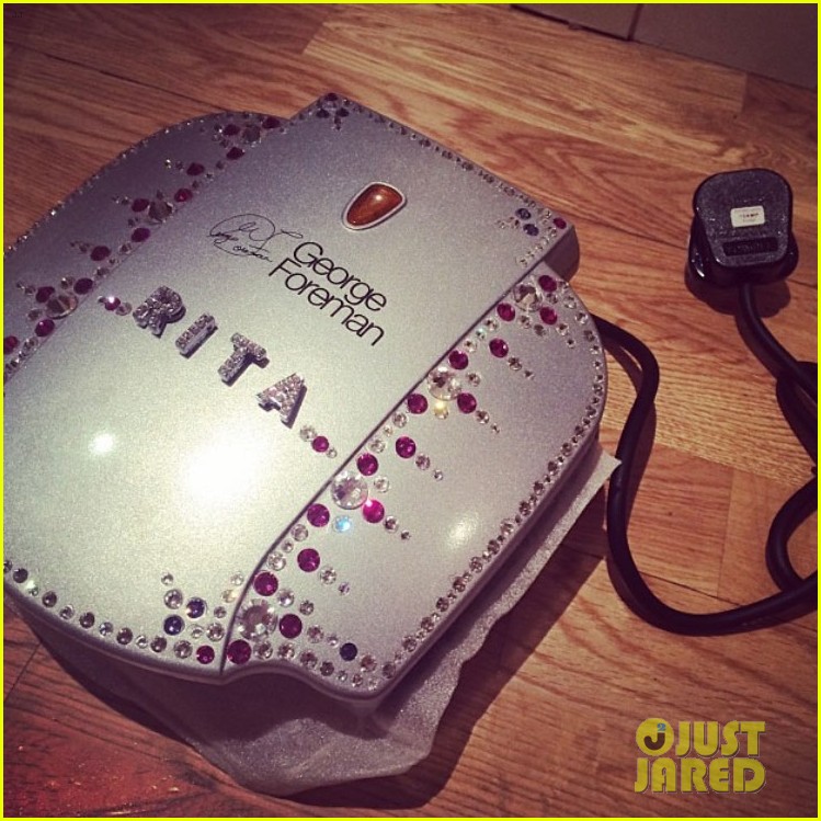 rita ora receives personalized george foreman grill 03