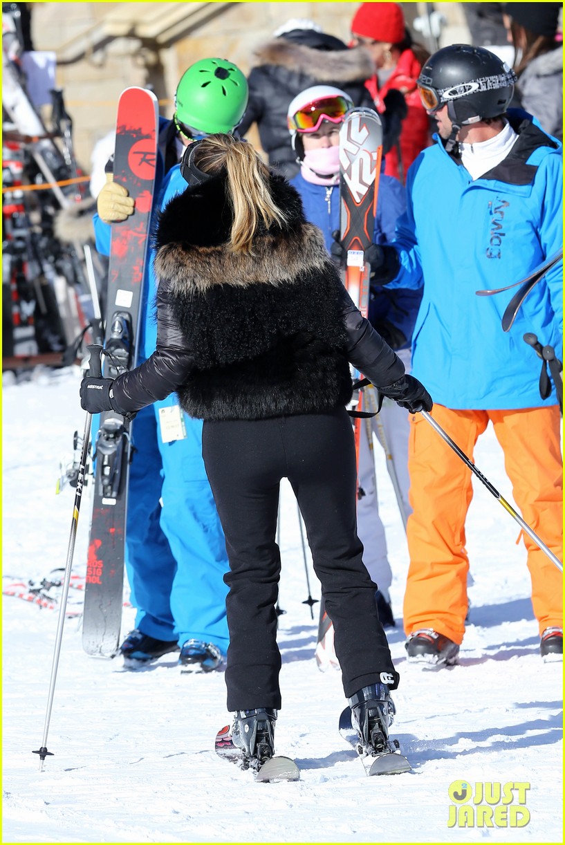 kanye west wears full face mask for skiing with kim kardashian 28