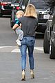 reese witherspoon rocks her skinny jeans while out with tennessee 12